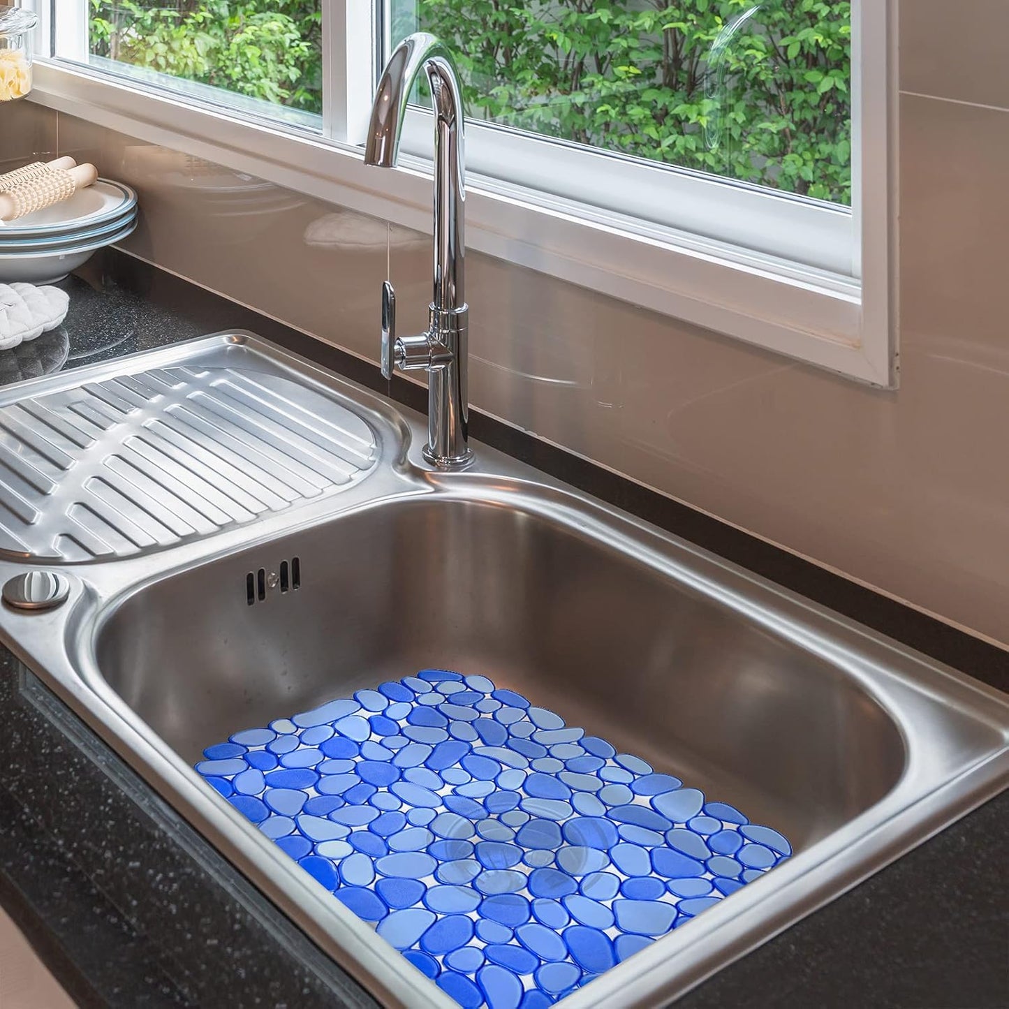 Coopay Kitchen Sink Mat Pebble Protect Mat PVC Eco-friendly Adjustable Stainless steel/ Porcelain Dish Drying Pad Protector for Bottom of Kitchen Sink, 15.8 x 11.8 inches (2 Pack, Black and Gray)