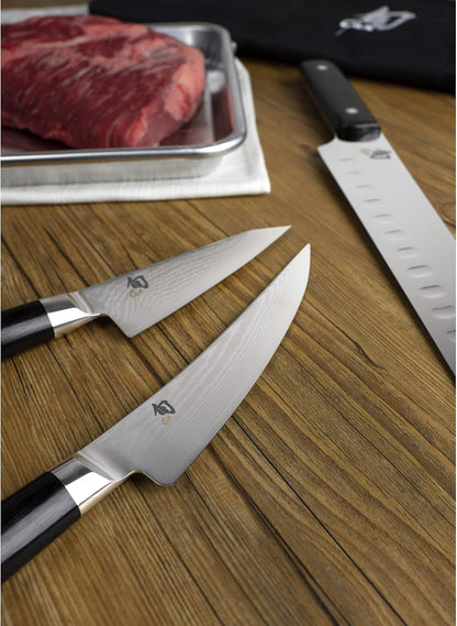 Shun Classic Blonde 6" Chef's Knife, Handcrafted Japanese Kitchen Knife for Professional and Home Chefs, VG-MAX Core with Damascus Stainless Steel Cladding, Pakkawood Handle