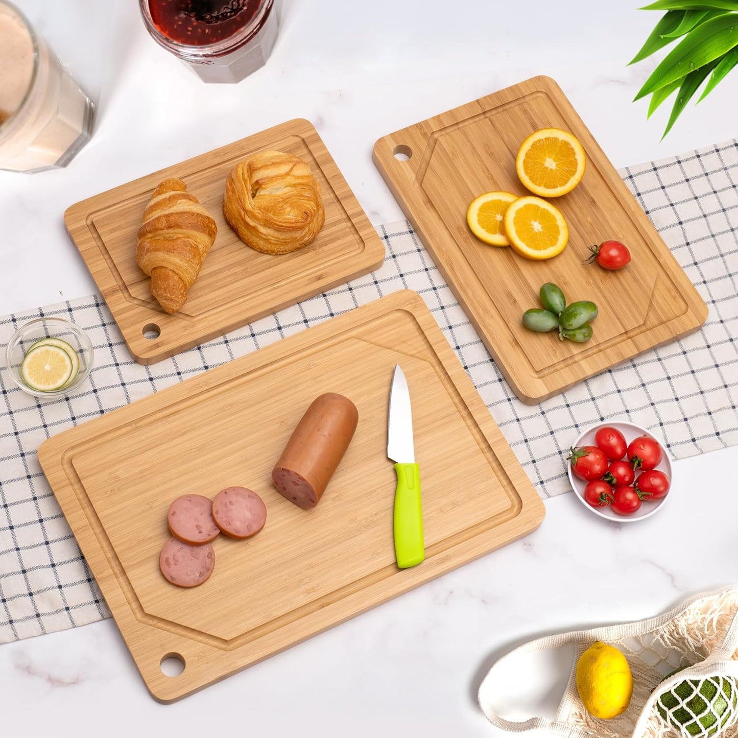 WILLKOMMEN 4-Piece Bamboo Cutting Boards for Kitchen, Chopping Board Set with Food Icon (Meat, Fish, Vegetables, Fruits) Butcher Block with Stands, Handles & Juice Grooves (Small, Medium, Large, XL)