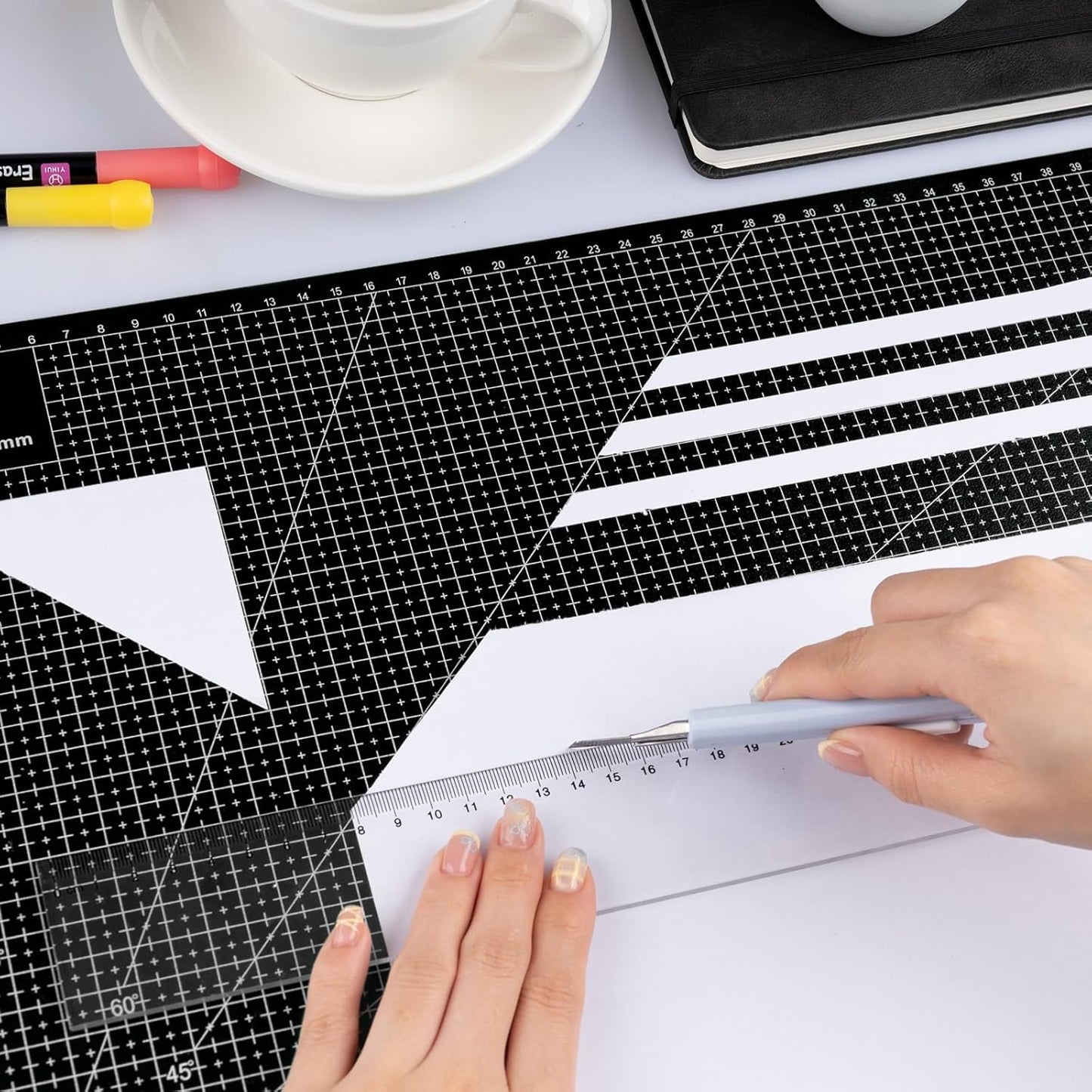 2 Pcs Large Cutting Mat Self Healing,Double Sided,Grid Line And Angles Help To Cut Precisely,Craft Mats for Scrapbooking, Quilting, Sewing and All Arts,Non Slip & Easy Clean ((A3 & A4 Green)