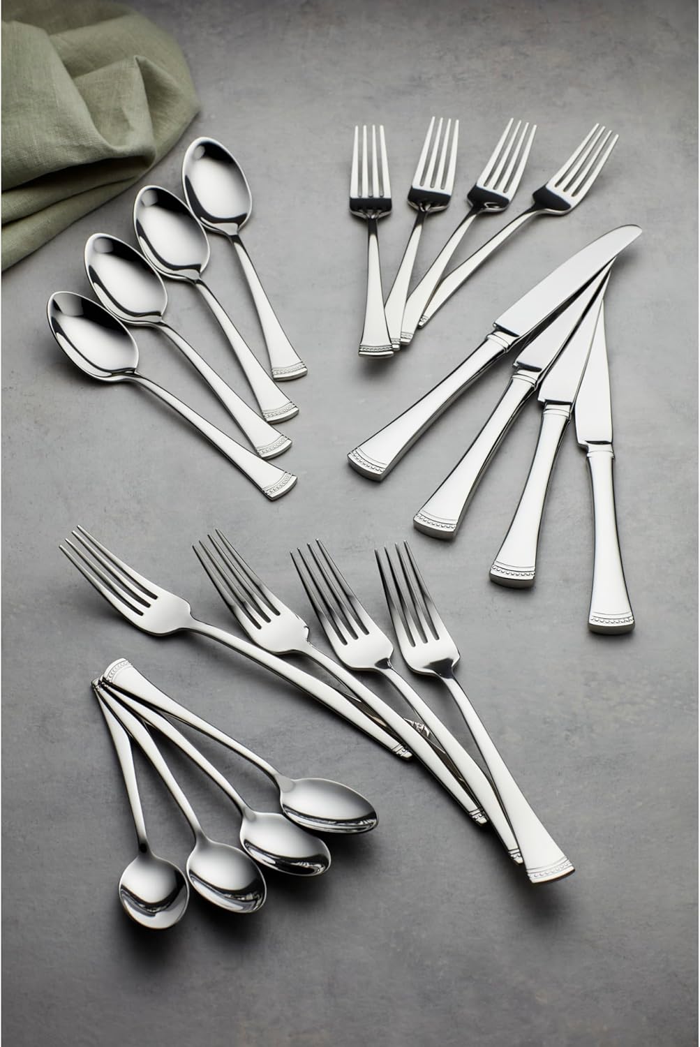 Lenox Silverware Set, Portola 12-Piece Steak Knife Flatware Set, Service For 12, Made Of 18/10 Stainless Steel, Dishwasher Safe, Home And Kitchen Utensils, Knives, Cutlery (Silver, 12 Piece)