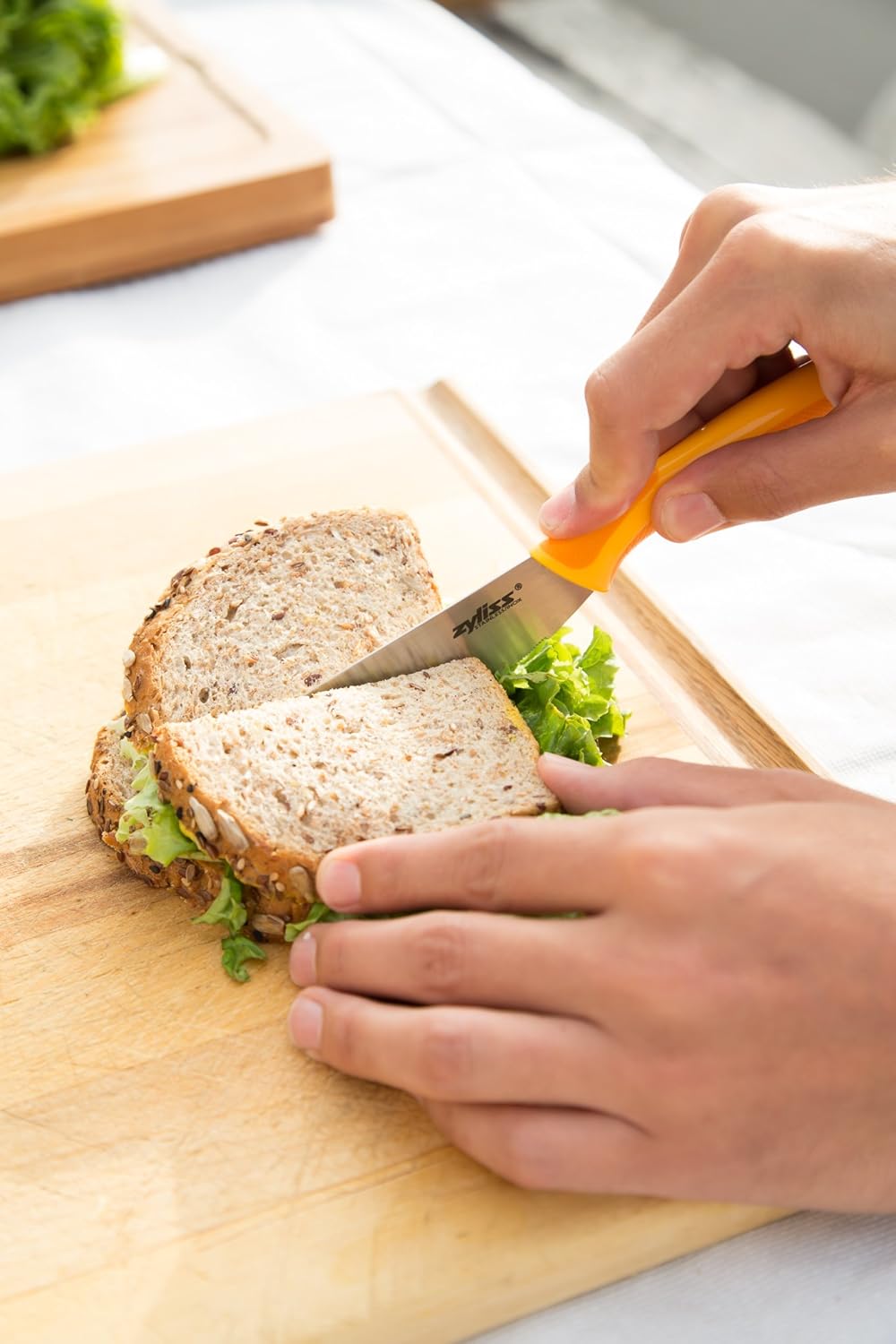 Zyliss Sandwich Knife & Condiment Spreader - Sandwich Spreader for Butter, Cream Cheese, & Jellies - Ergonomic Stainless Steel Spreading - Butter Spread for Bagels & Toast - Gray 4.7"