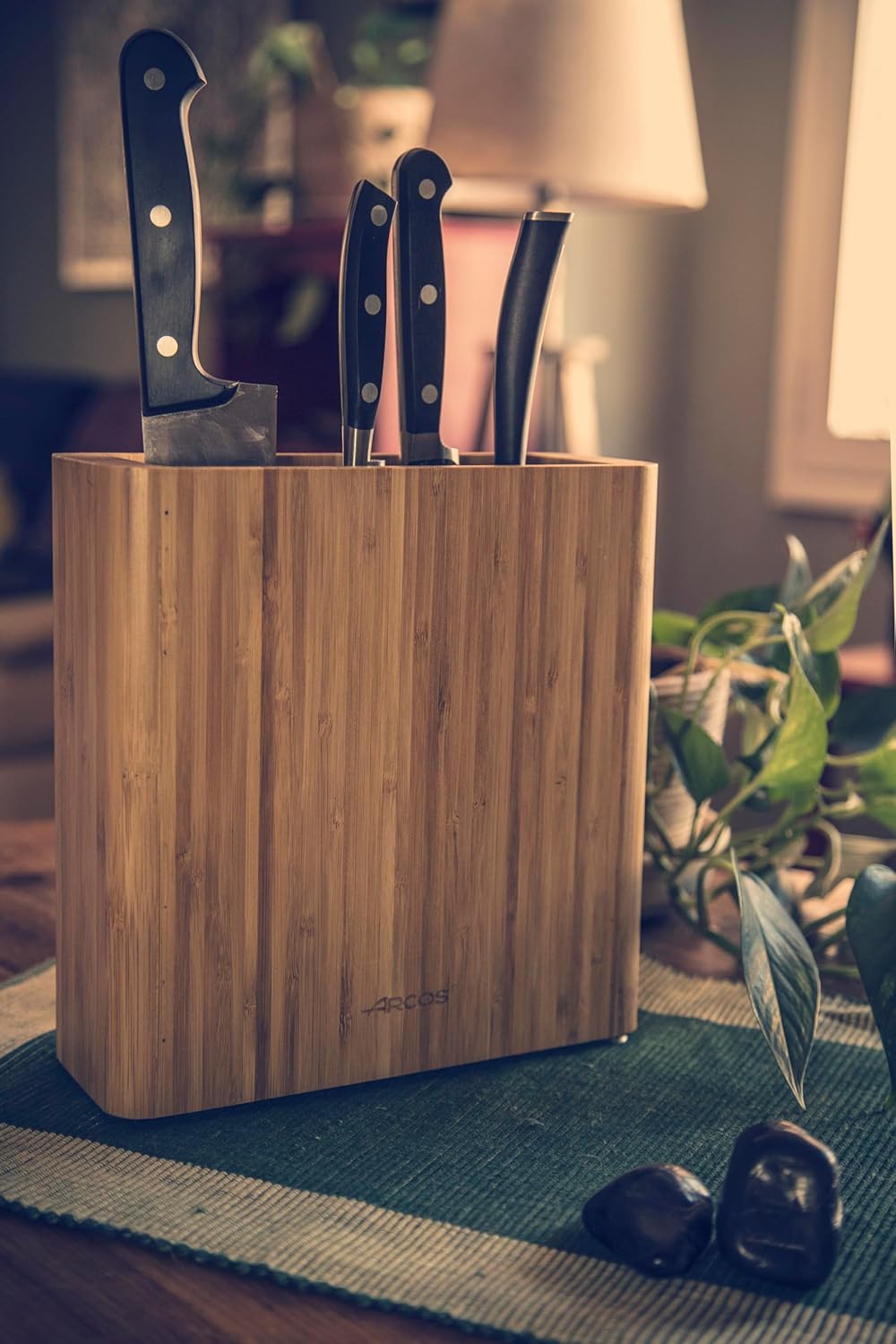 ARCOS Universal Knife Block Set Without Knives Up to 10 Inch. 220x89x280mm. 3700 gr. Made of Bamboo. Series Tacos Universales. Color Brown