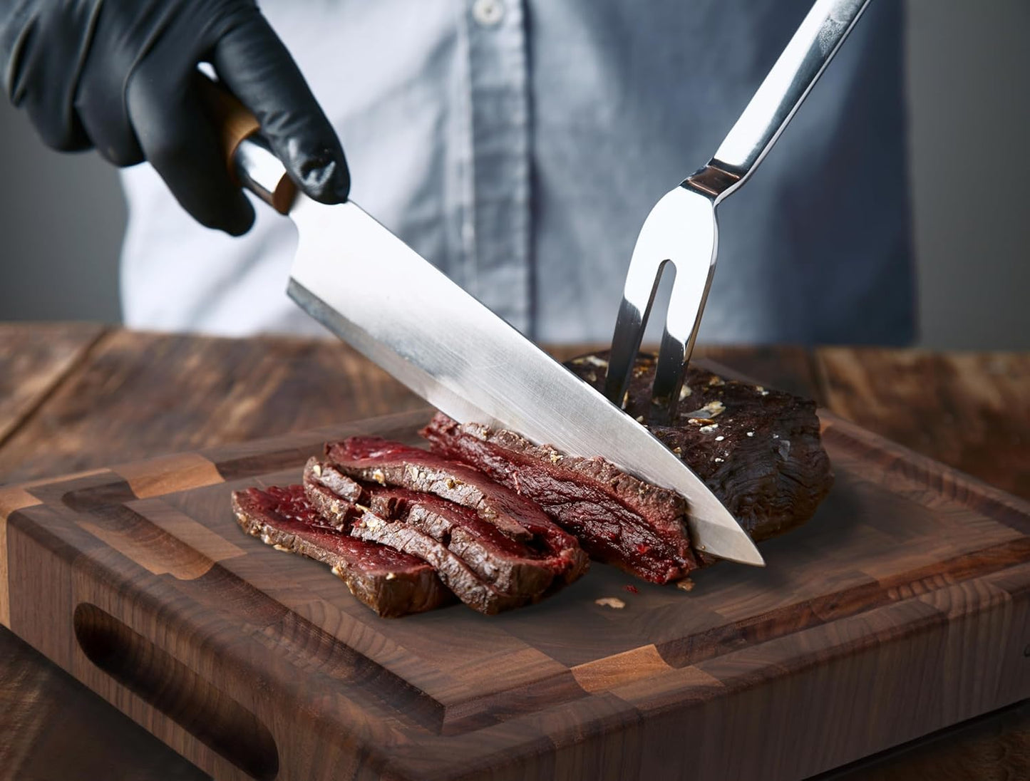 Straga Handmade Reversible End Grain Mahogany Heavy-Duty Chopping Block with Non-Slip Feet, Deep Juice Groove, Built-in Handles - Ideal for Cutting Meat, Cheese, Vegetables (12" x 9", Mahogany)