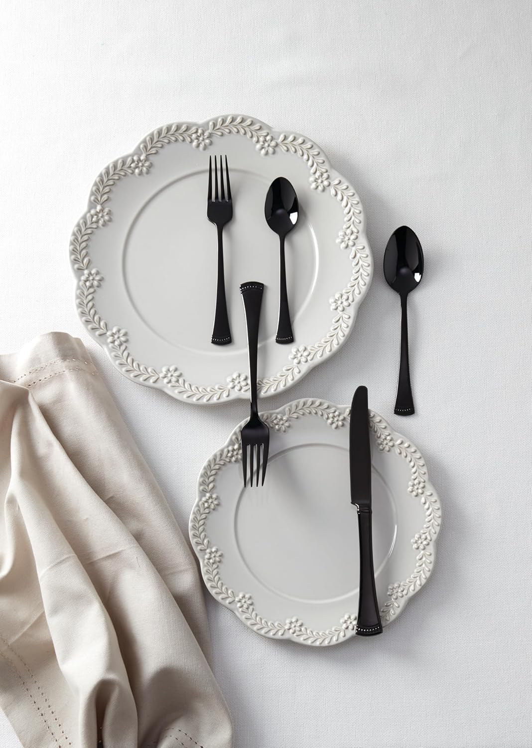 Lenox Silverware Set, Portola 12-Piece Steak Knife Flatware Set, Service For 12, Made Of 18/10 Stainless Steel, Dishwasher Safe, Home And Kitchen Utensils, Knives, Cutlery (Silver, 12 Piece)