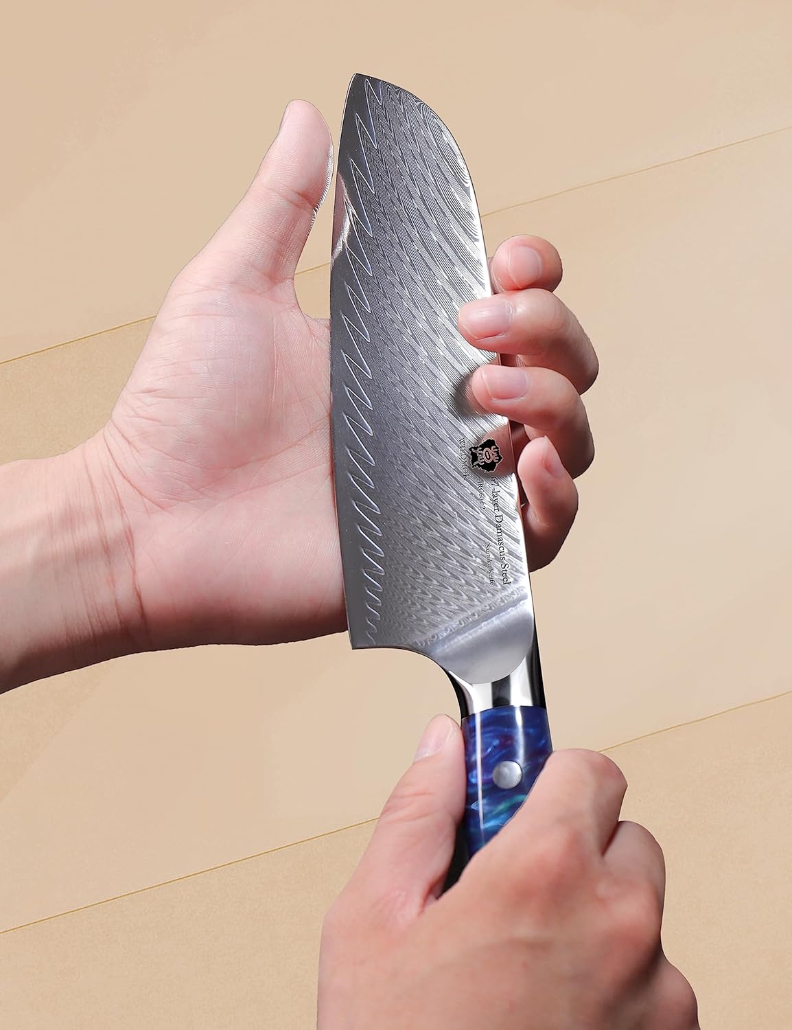 WILDMOK Santoku Knife 7 Inch kitchen knife, Ultra Sharp with Japanese Damascus Forged Santoku Knife, Ergonomic Resin Handle, cooking gifts with gift box
