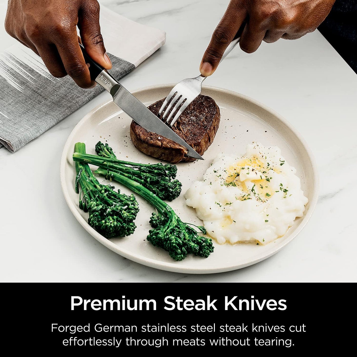 Ninja K32017 Foodi NeverDull Premium Knife System, 17 Piece Knife Block Set with Built-in Sharpener, German Stainless Steel Knives, Black
