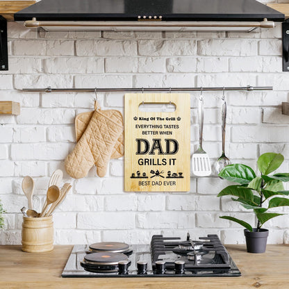 Best Dad Ever Bamboo Cutting Board, Grilling Gift For Men, Funny Charcuterie Boards for Home Kitchen Decor, Father's Day Birthday Gifts for Dad from Daughter Son -047
