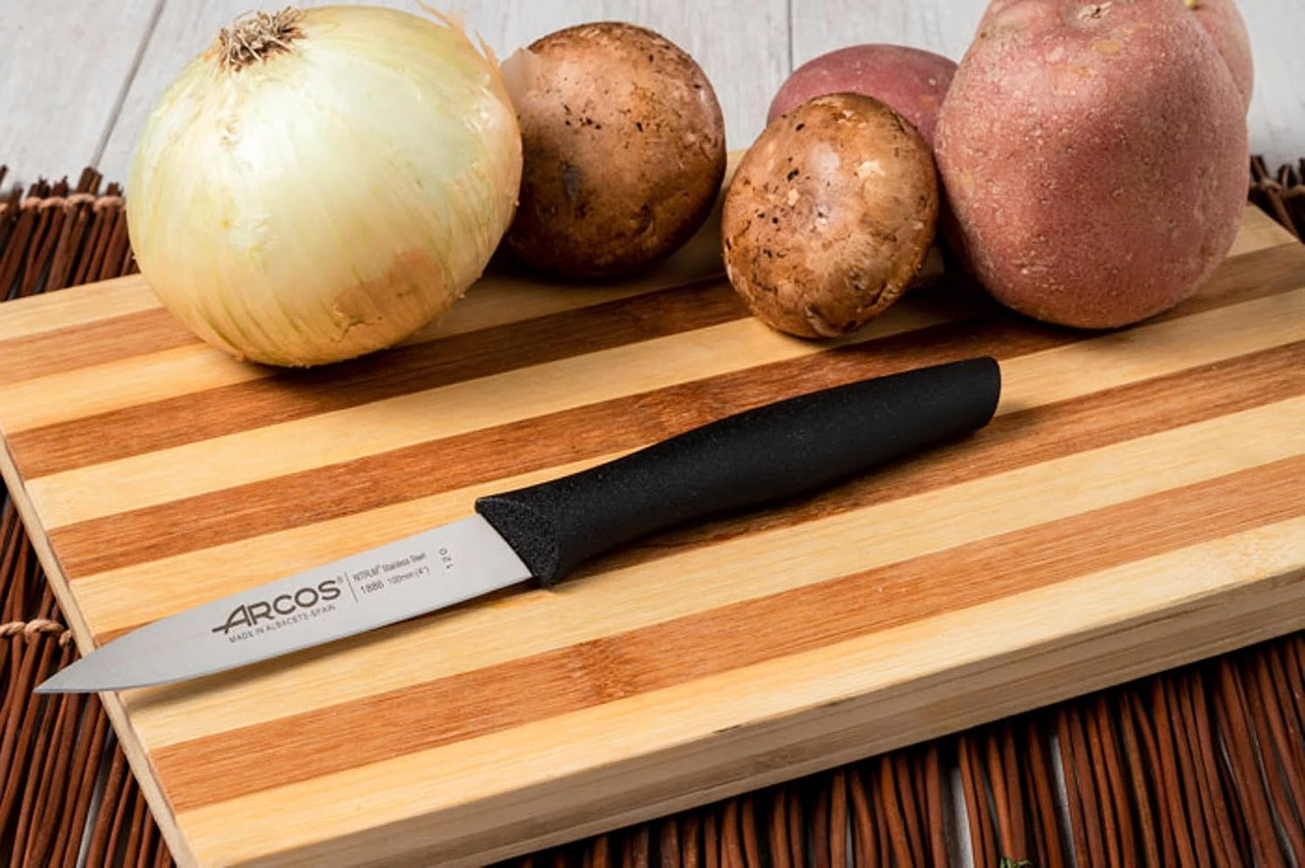 Arcos Set 3 pieces Paring Knife 3 Inch. 3 Paring Knives of Stainless Steel and Ergonomic Polypropylene Handle for Cutting Fruits, Vegetables and Tubers.. Series Nova. Color Black