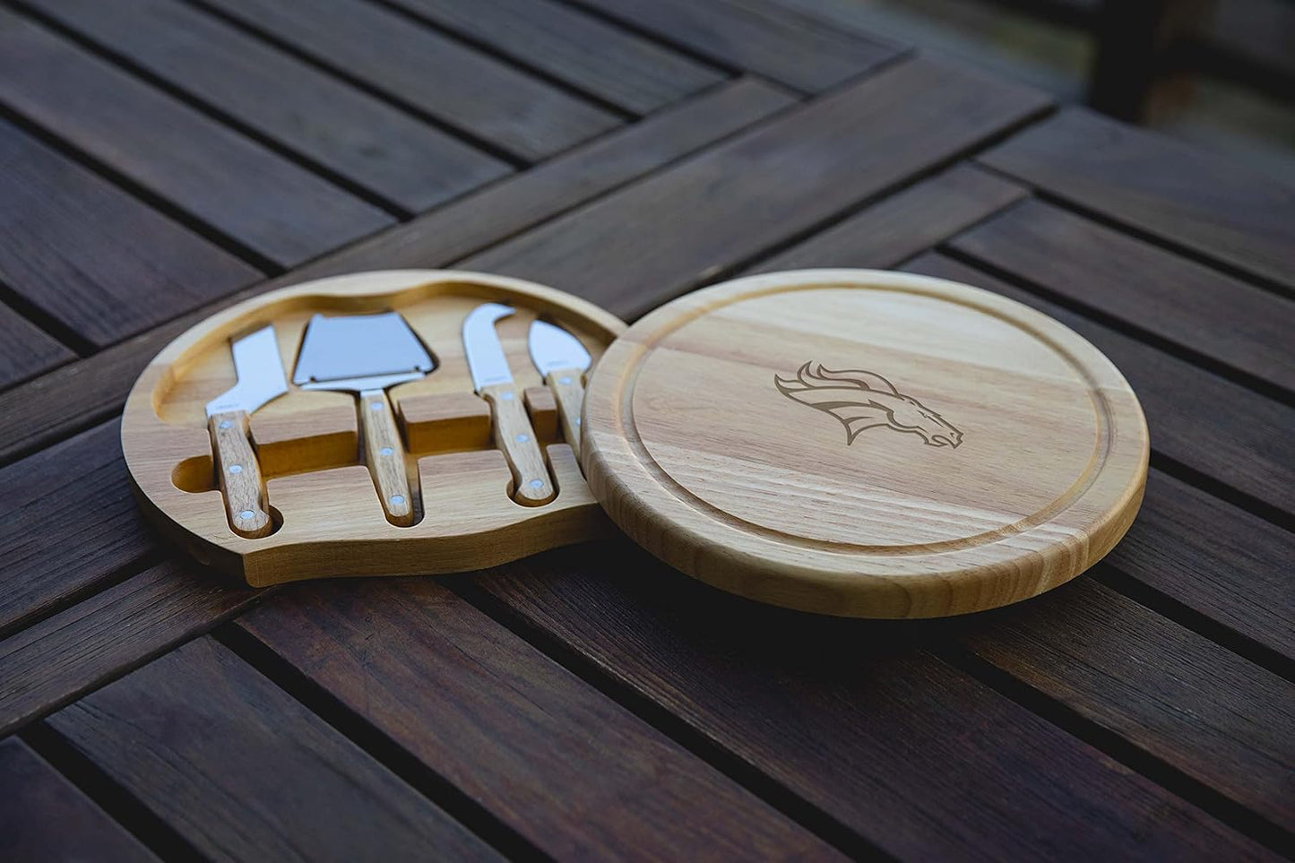PICNIC TIME NFL Circo Cheese Board and Knife Set - Charcuterie Board Set - Wood Cutting Board