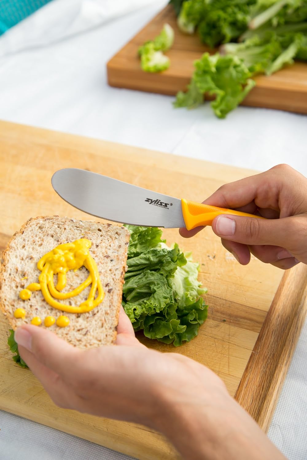 Zyliss Sandwich Knife & Condiment Spreader - Sandwich Spreader for Butter, Cream Cheese, & Jellies - Ergonomic Stainless Steel Spreading - Butter Spread for Bagels & Toast - Gray 4.7"