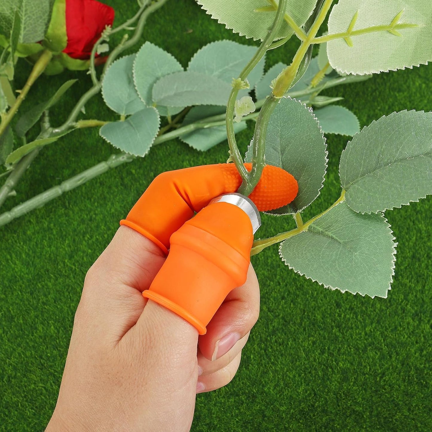 Small Silicone Thumb Knife Set, 3Pcs Harvesting Plant Knife Finger Guard Protector Gardening Trim Tools for Picking Fruit Vegetable, Orange