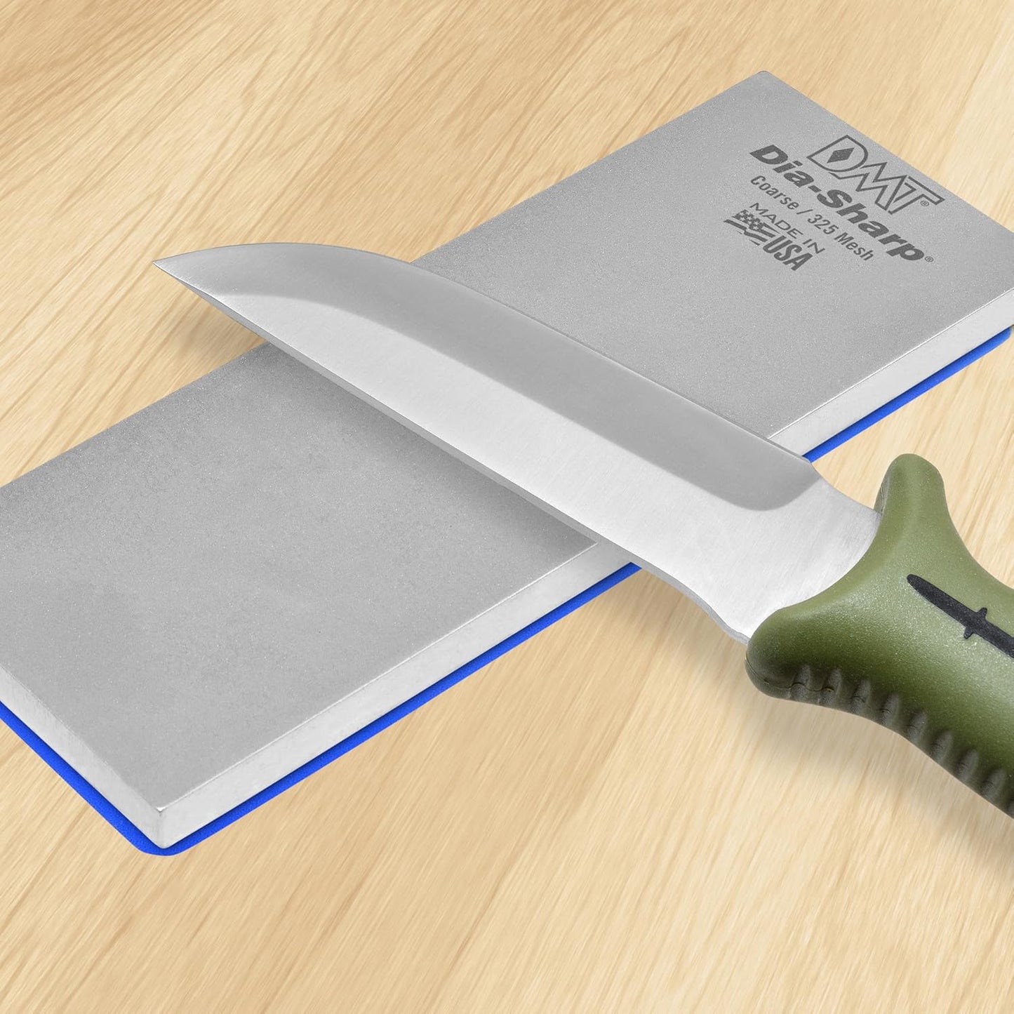 DMT DMTD8ME/EE Dia-Sharp Bench Stone Diamond Knife Sharpener, Medium X-Fine/XX-Fine Grit (4000/8000), Non-Slip Diamond Sharpening Stone for Blades & Tools, 8" x 3" x 0.38"