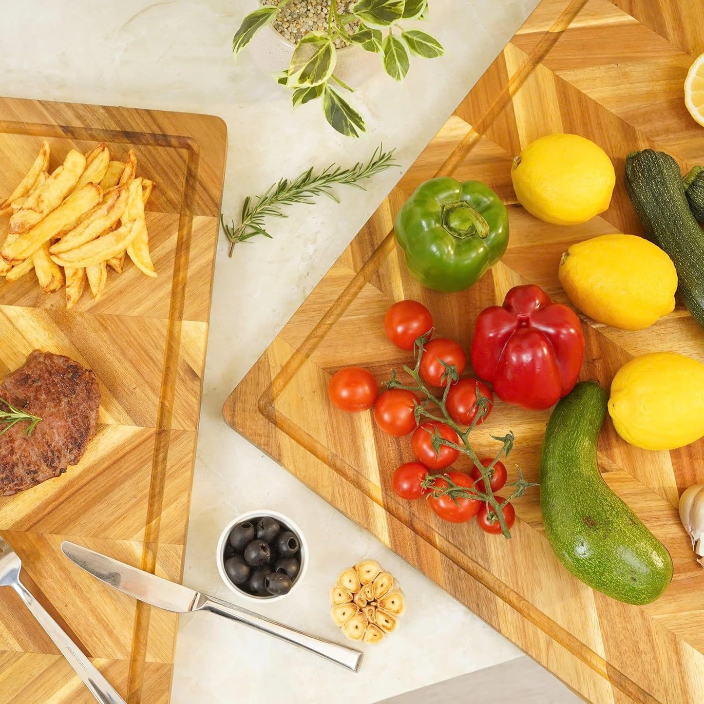 Howizz Acacia Wood Large Cutting Board, Thick End Grain Solid Wood Butcher Block For Kitchen, Non Toxic Pre-Oiled Carving Tray w/Juice Grooves and Easy Grip Handle, 20"x15"x1" (Gift-Ready Box)