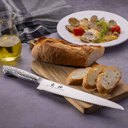 竜神 (RYUJIN) Professional Japanese Petty knife 150mm [OMOTENASHI Selection 2023 Best Gold Award Winner] Tsubame Sanjo Stainless Steel Integrated Made in Japan Daishin Sangyo [Ryujin Knife]