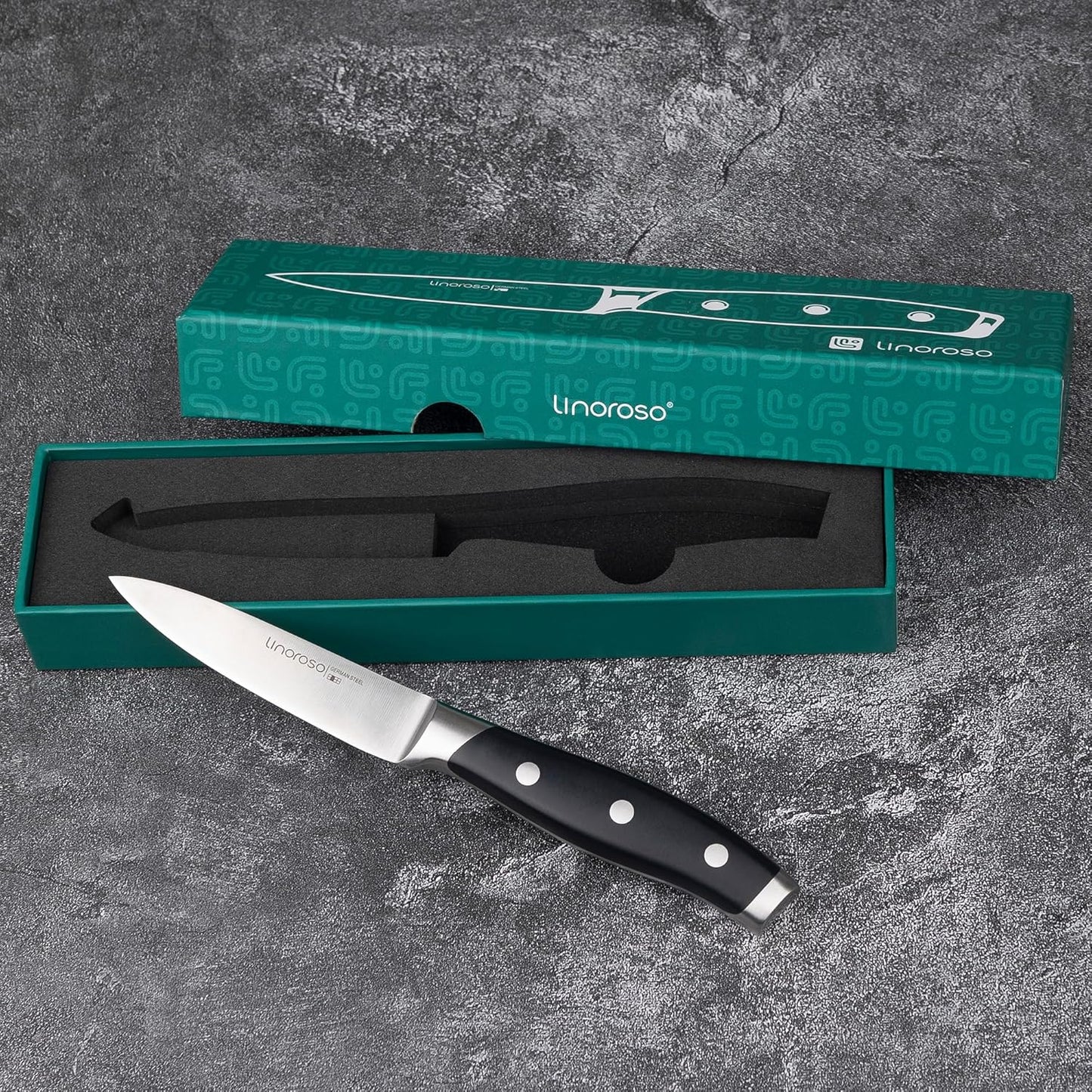 linoroso Serrated Bread Knife for Homemade Bread with Elegant Gift Box, Full Tang Ultra Sharp Forged German Carbon Stainless Steel Bread Knife 8 inch for Slicing Bread, Bagels, Cake - Classic Series