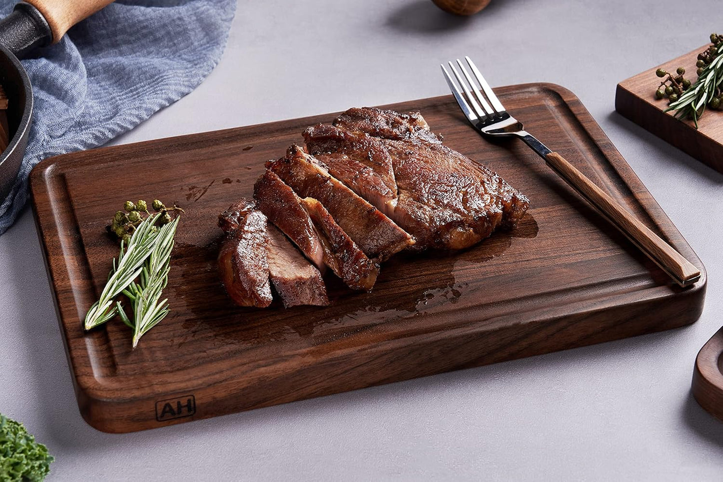 AZRHOM Large End Grain Walnut Wood Cutting Board 17x13x1.5 in Thick Butcher Block for Kitchen with Non-slip Mats Juice Groove & Handles (Gift Box)
