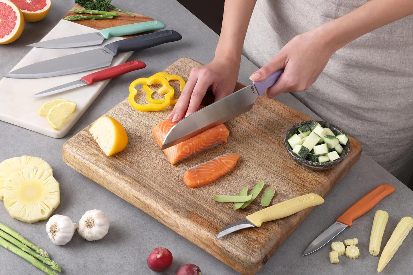 Zyliss Classic 6 Piece Knife Set, Chef Santoku Utility Paring Serrated & Peeling Knives, Stainless Steel 15° Hollow-Ground Blades, Ergonomic Wheat Straw Handles