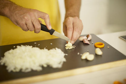 Fiskars Tomato Knife, Functional Form, Total Length: 23 cm, Japanese Stainless Steel/Plastic, 1057543
