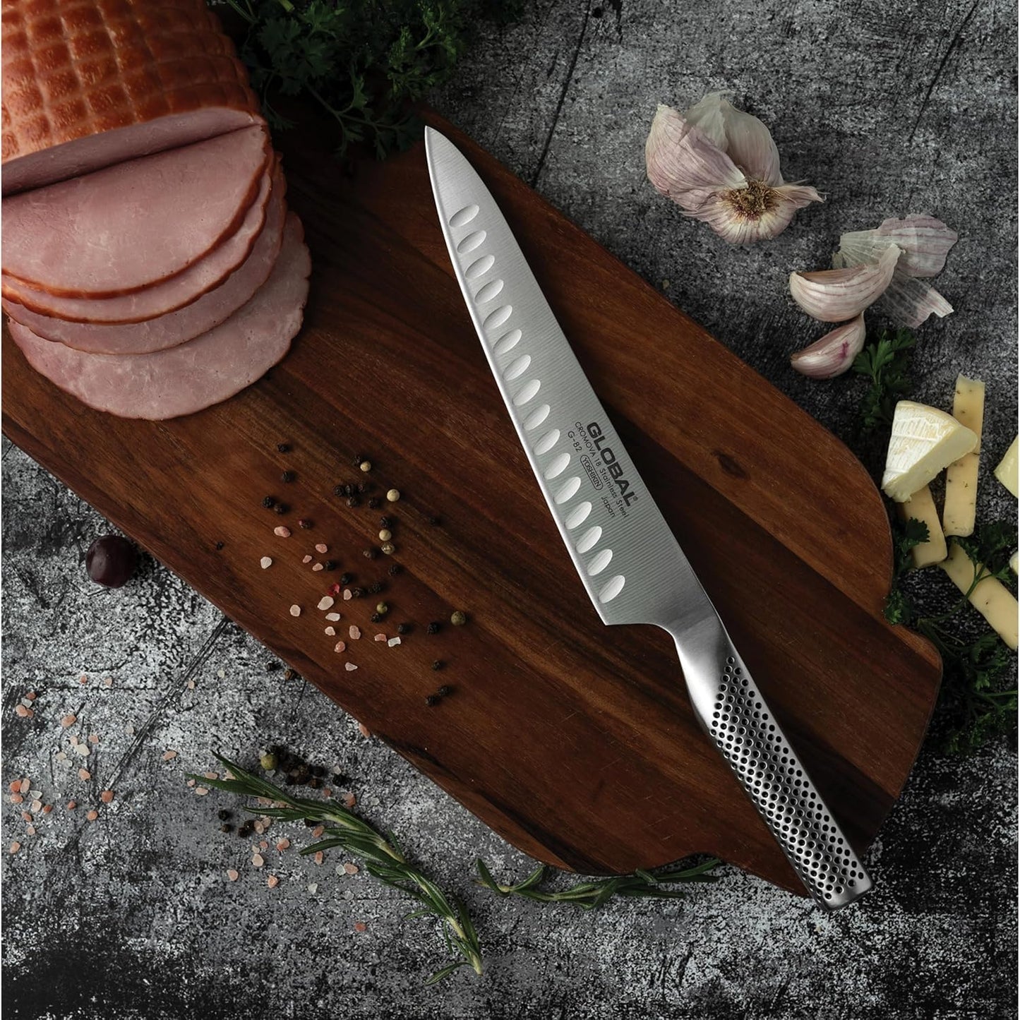 Global 8 1/4 inch Hollow Ground Carving Knife - Lightweight Japanese Stainless Steel, Razor-Sharp Edge, Made in Japan, G-82