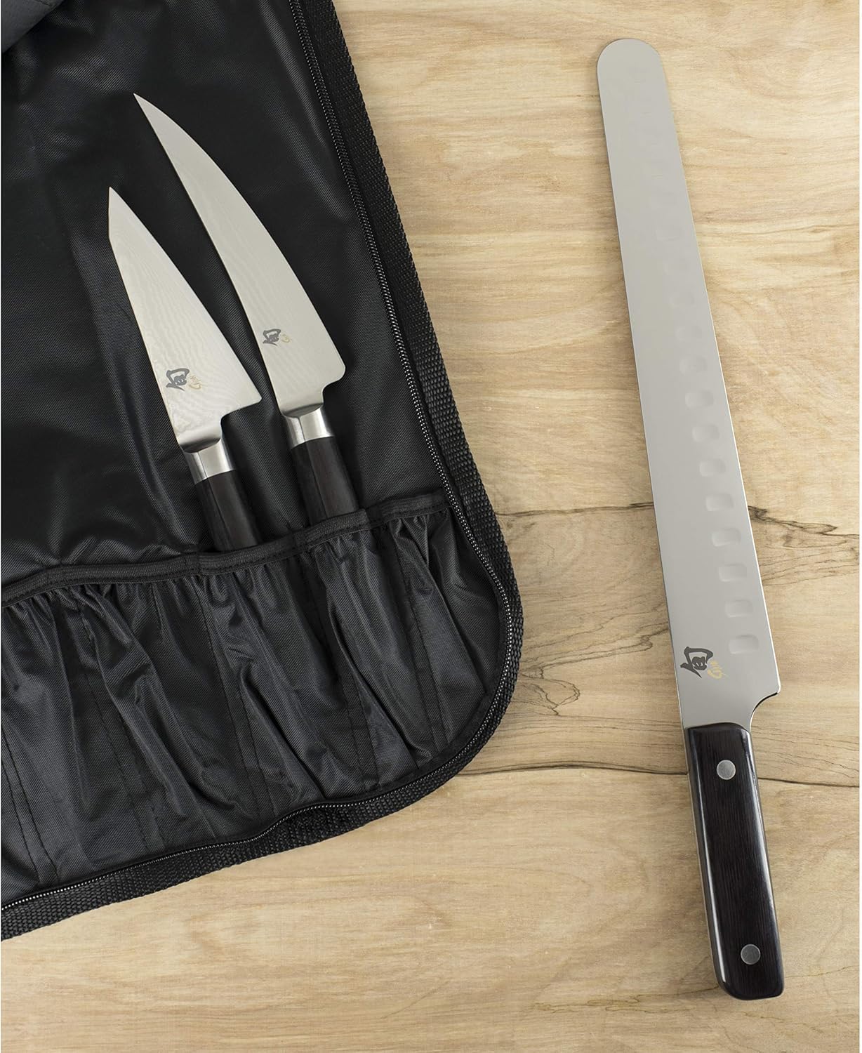 Shun Classic Blonde 6" Chef's Knife, Handcrafted Japanese Kitchen Knife for Professional and Home Chefs, VG-MAX Core with Damascus Stainless Steel Cladding, Pakkawood Handle