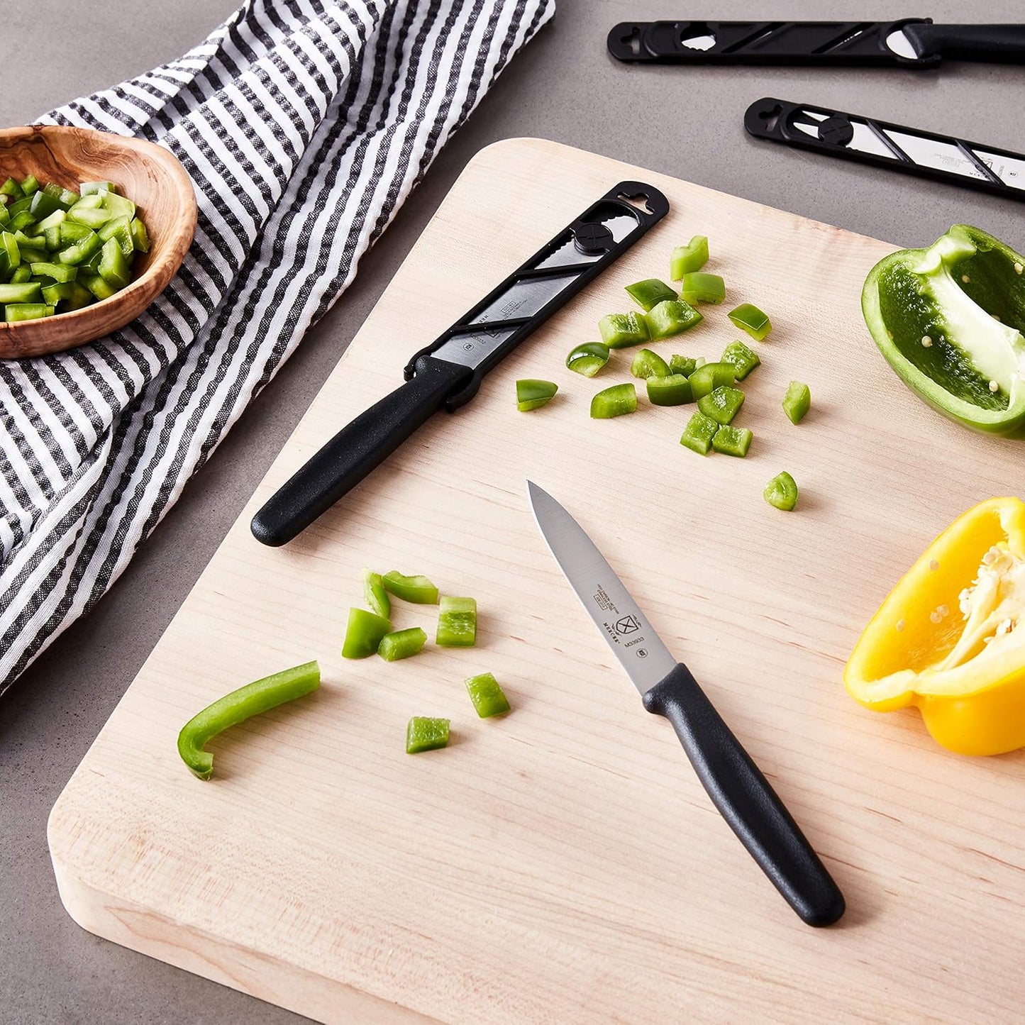 Mercer Culinary Bar Knife,Black, 4” Plain Edge, Pointed Tip