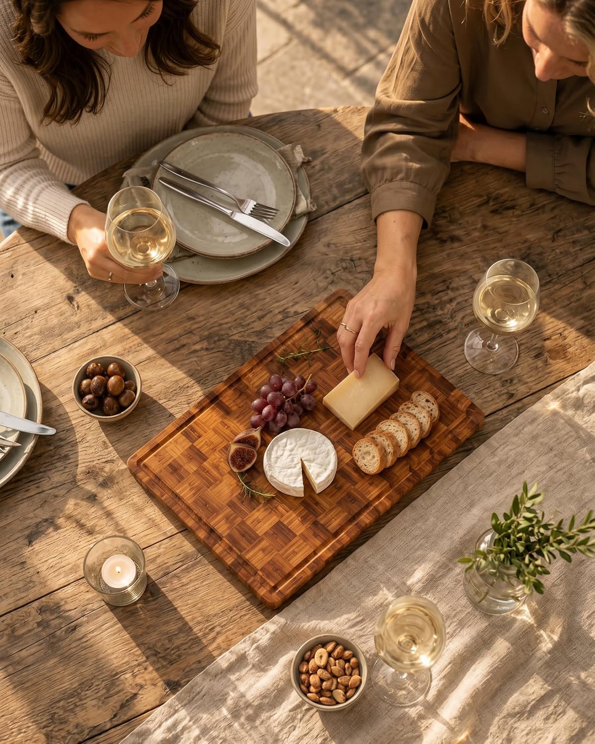 Cutting Board,Heavy Duty Cutting Board Set of 3 with Stand,End Grain Butcher Block Cutting Boards for Kitchen with Juice Grooves and Handles for Meat, Cheese, Charcuterie and Serving
