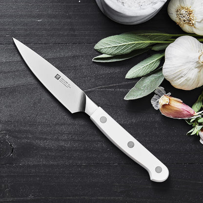 ZWILLING Pro Le Blanc 9-inch Z15 Serrated Bread Knife