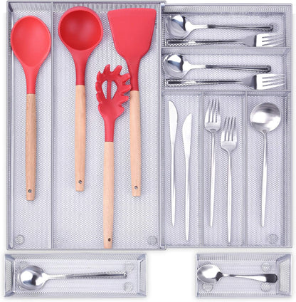 WuGeShop Mesh Silverware Tray Drawer Organizer, Kitchen Utensils Flatware with Anti-slip Mats, Silverware Storage Cutlery Tray for Knives Fork Spoon (5 Separate Compartments, Silver)