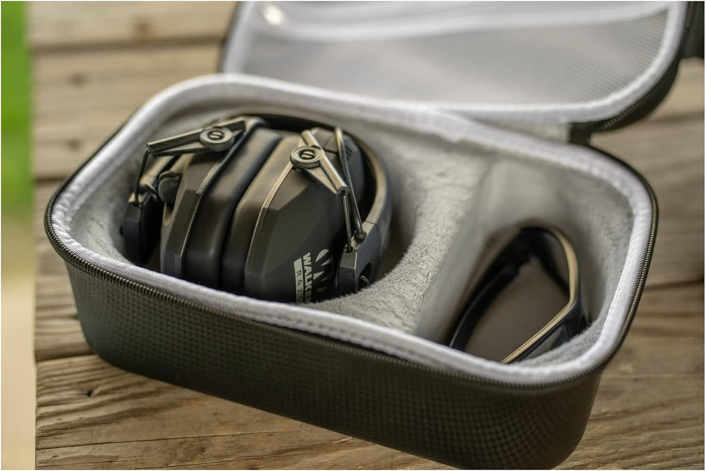Weather-Resistant Durable Dustproof EVA Carrying Storage Case for Hunting Shooting Earmuff, Glasses & Accessories