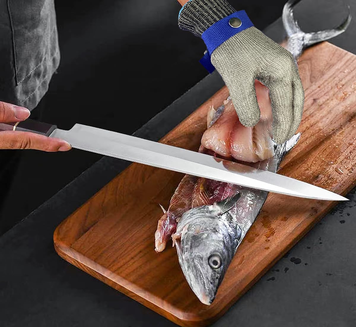 Cutting Gloves, 2 Pairs of Cut Resistant Gloves Food Grade, Cut Resistant Gloves for Kitchen, Oyster Shucking, Fish Fillet Processing, Carving Wood and Gardening(Medium-Grey)