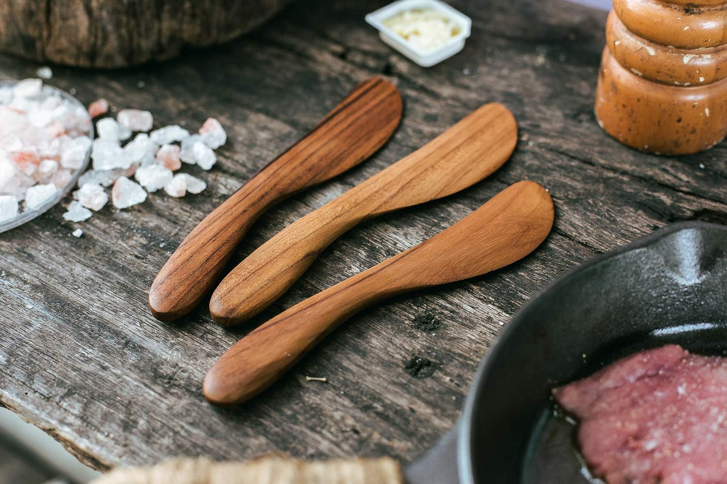 7.5" Butter Spreaders, Eco-Friendly Condiment and Sandwich Knife from 100% Moist-Resistant Teak Wood, Super Handy Peanut Jelly Spreader Set of 4