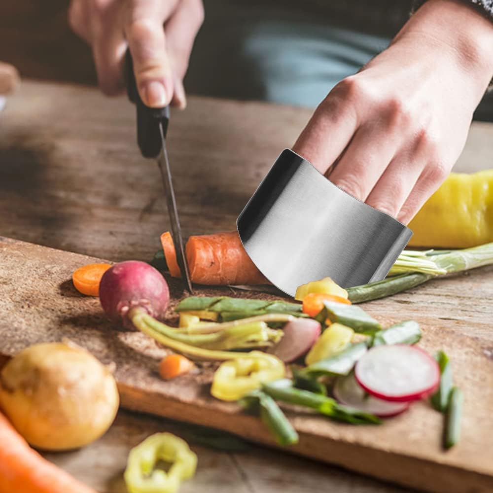 Stainless Steel Finger Guard, 4PCS Finger Protector Finger Guard For Cutting Kitchen Tool Finger Guards for Cutting Food, Protector Avoid Hurting When Cutting, Slicing and Dicing in Kitchens