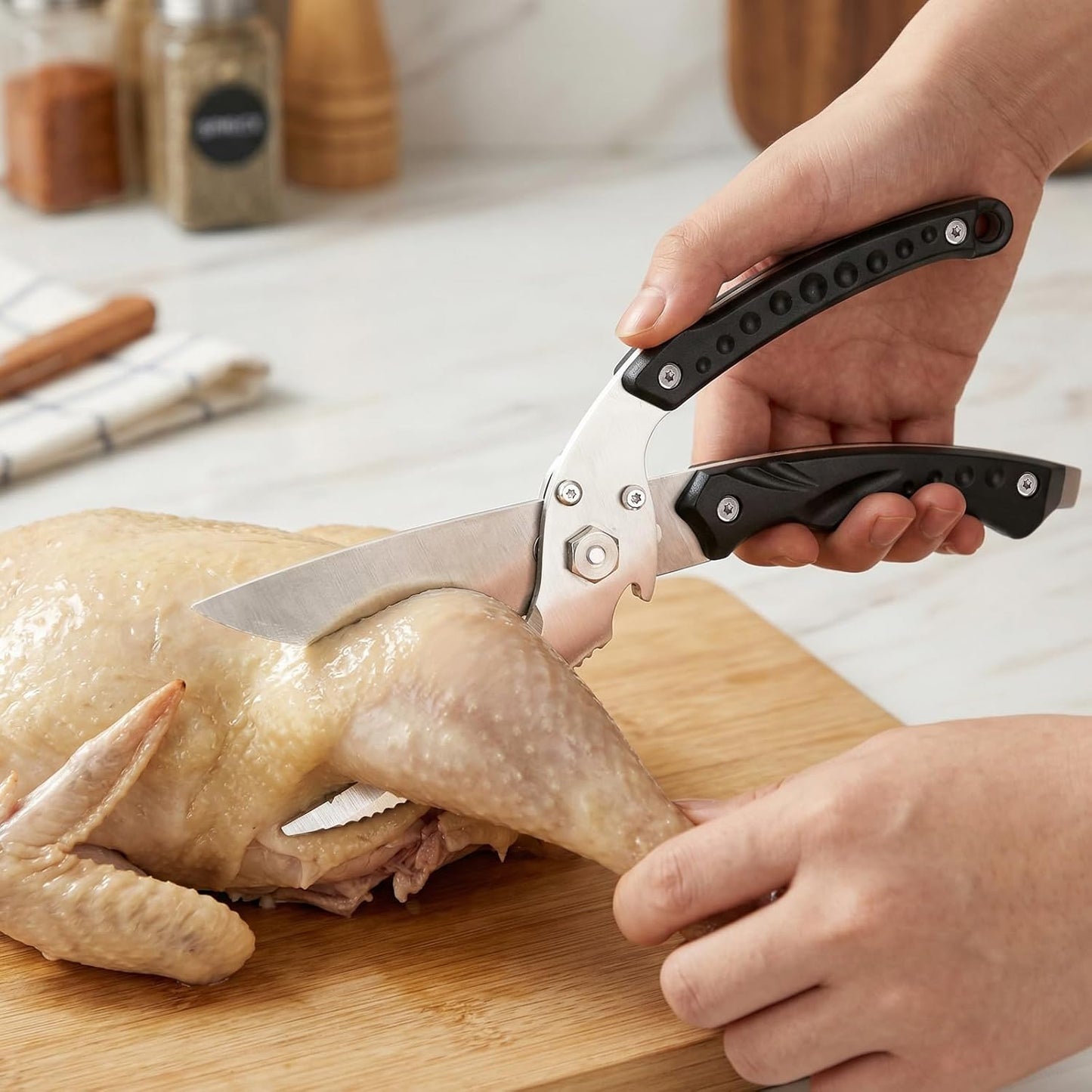 Detachable Heavy Duty Poultry Shears, 10" Stainless Steel Chicken Bone Scissors, 309g Professional Kitchen Shears for Meat Cutting, Take-Apart Poultry Scissors with Safety Lock