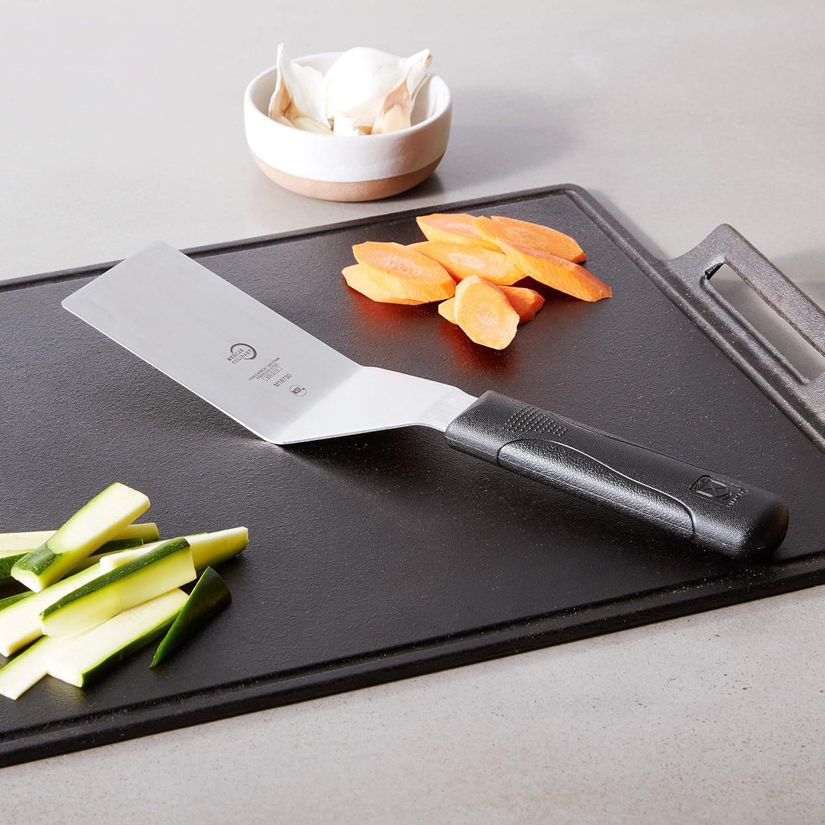 Millennia Wavy Edge Spreader, 3.5 Inch Blade, Black Handle
