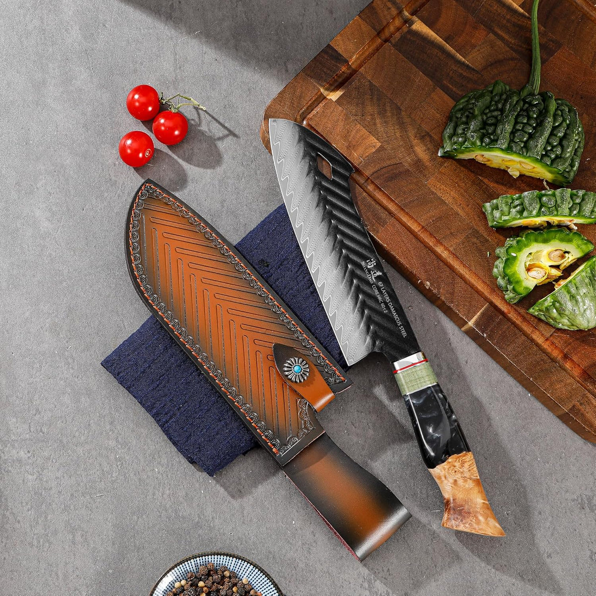 Damascus Chef Knife 8 Inch,67 Layers Alloy Steel Professional Kitchen Knives with Leather Sheath, Hand Forged Resin & Wood Handle QILIN Series