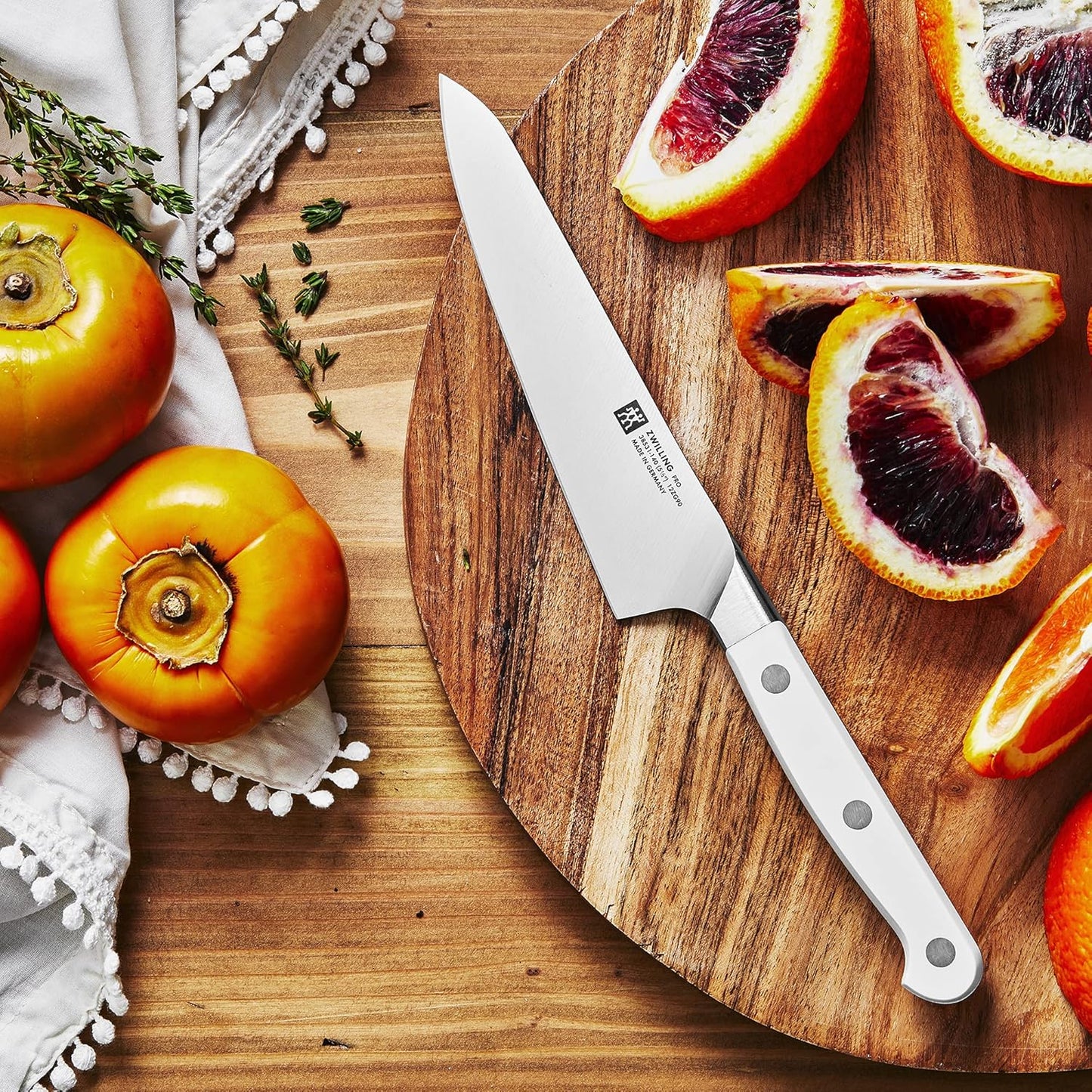 ZWILLING Pro Le Blanc 9-inch Z15 Serrated Bread Knife