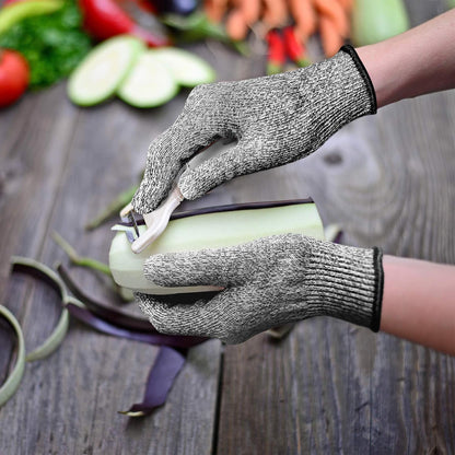Cut Resistant Gloves Food Grade Level 5 Kitchen Safety Protection (Medium, Pink)