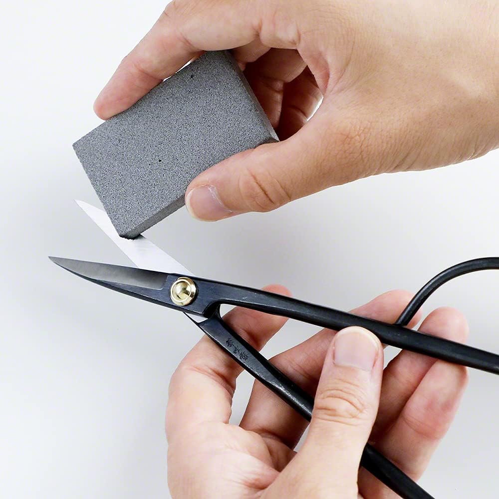 Wazakura Japanese Sap Rust Eraser for Blades, Garden Scissors, Bonsai Tools, Floral Hasami Shears, Made in Japan - Sap Eraser