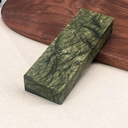 Large Size Polishing Sharpening Stone,Grit 10000# Knife Sharpener Whetstone Final Fine Polishing Natural Green Honing Oilstone for Knives Tools,Cutting Tools 180 * 60 * 30mm with Bamboo Base