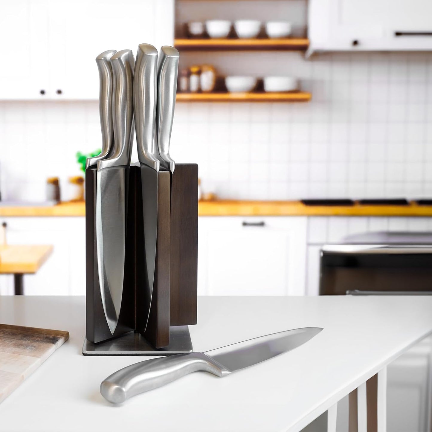 Rotating Magnetic Knife Block