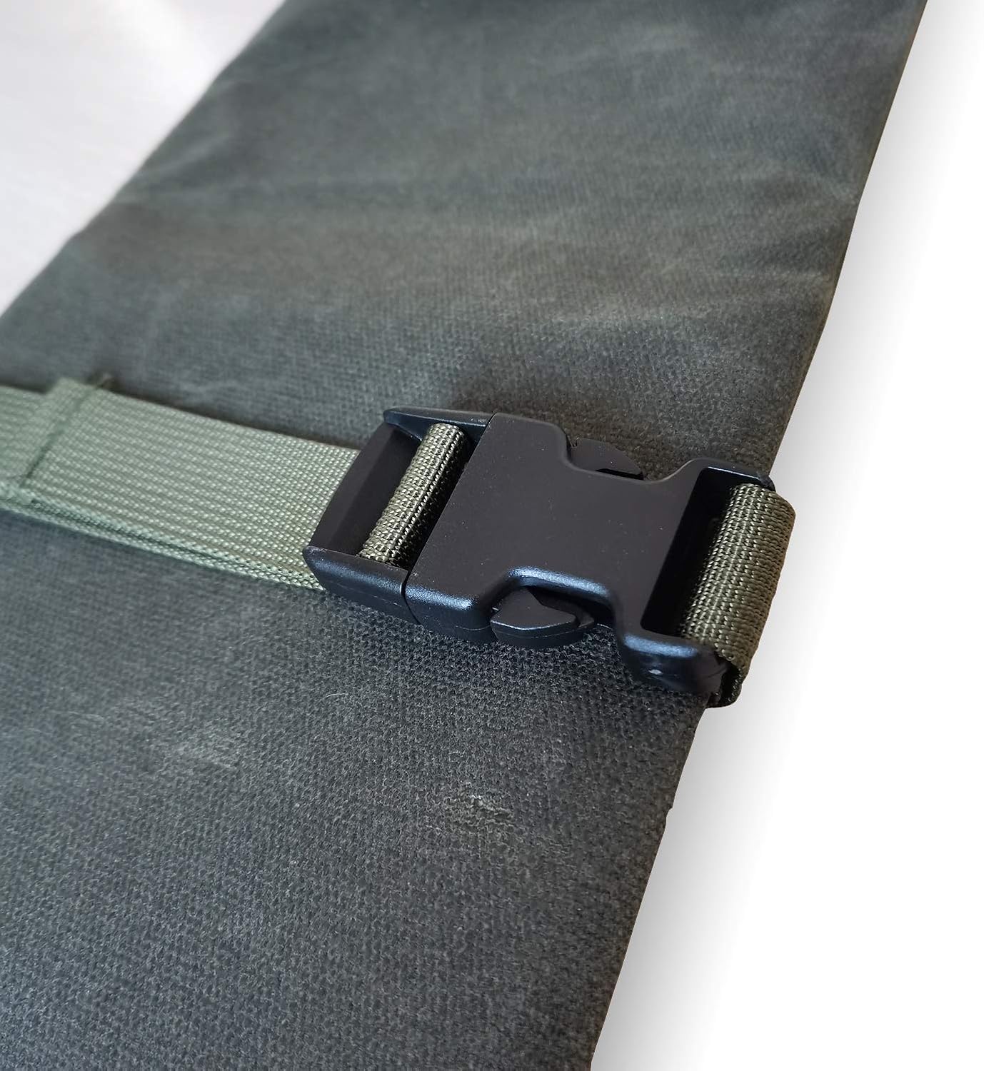 Waterproof Waxed Canvas Chef’s Knife Roll Bag With 11 Slots for Kitchen Knife Tools Up To 18.8”/Portable Chef Knife Cases(Army Green)
