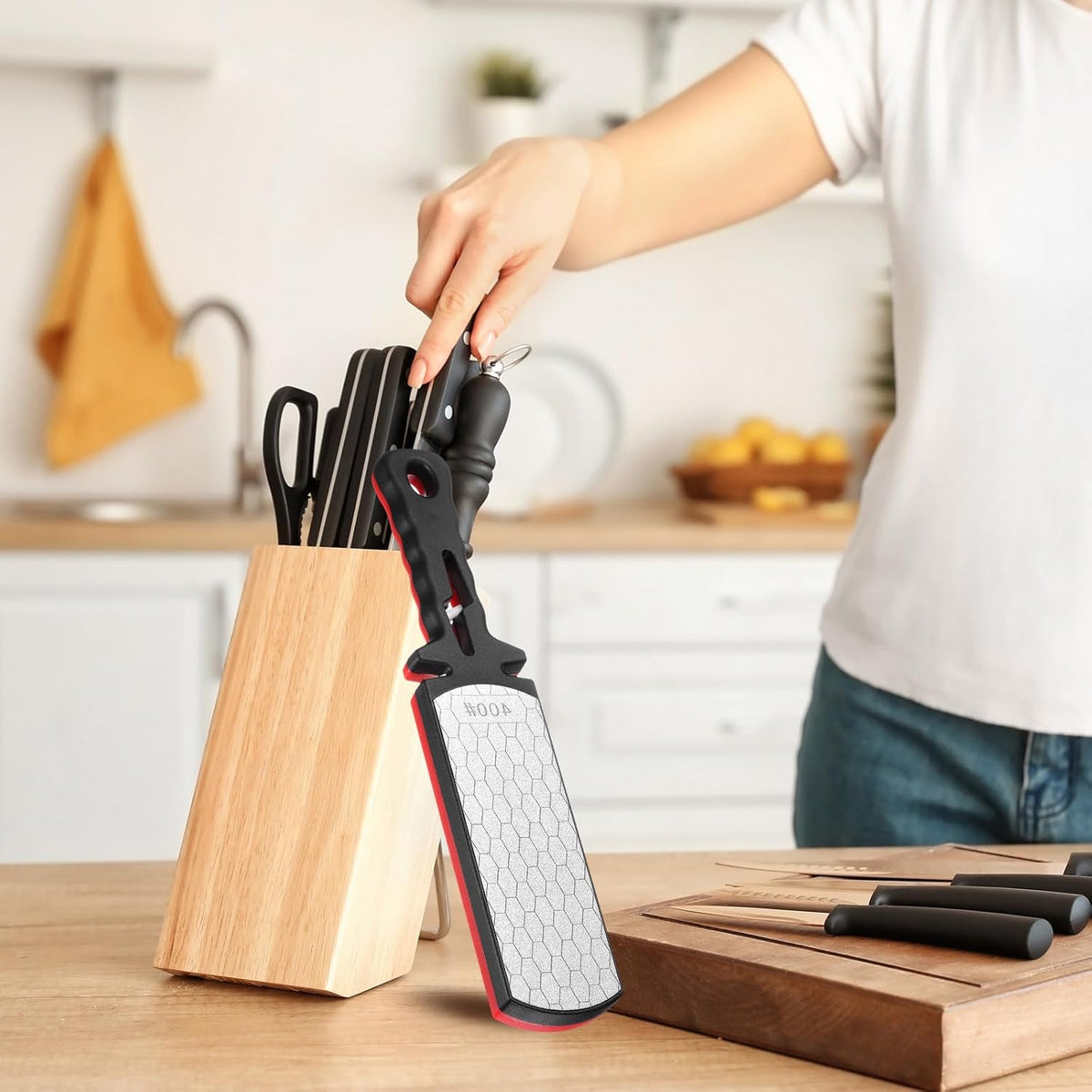 400/1000 Grit Handheld Diamond Sharpening Stone Double-Sided Whetstone 5-In-1 Sharpener Tool with Ceramic and Tungsten Steel Scissor Slot for Kitchen, Black Red
