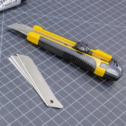 18 mm Snap-Off Replacement Blades in Tube, 8 Ct, 24-Box | drop into compatible utility knives and cutters