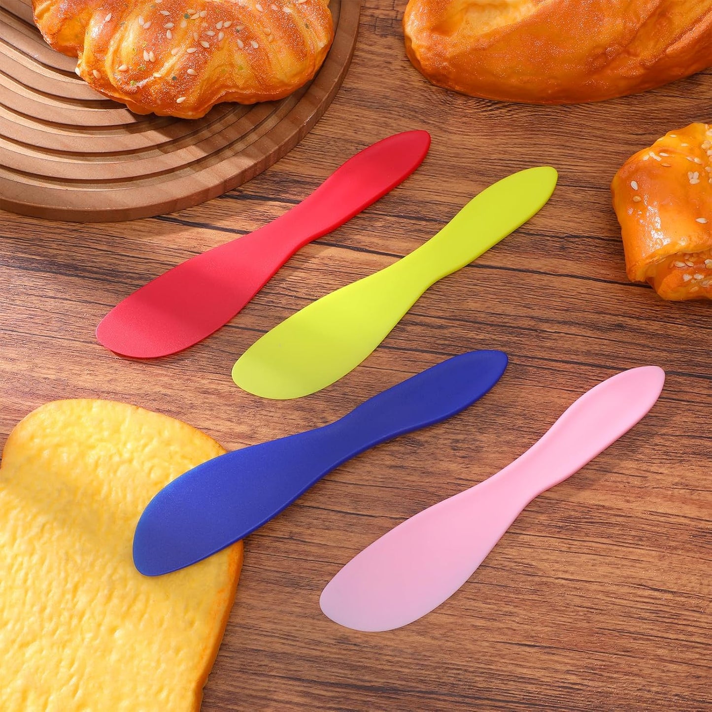 40 Pcs Plastic Butter Spreader, 7 Inch Multi Purpose Frosting Knives Set, 4 Color Kitchen Tools For Cheese, Cream, Jam, and Sandwich Making