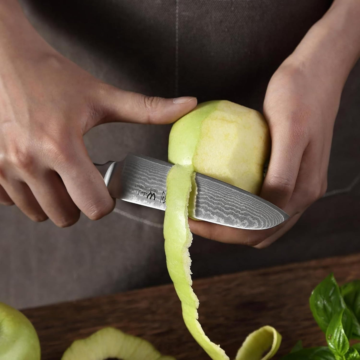 EDIB Meat Carving Knife, 7-Inch High Carbon Stainless Steel Blade | Meat knife for BBQ, roasts, and poultry, kitchen knife with VG10 Damascus blade and ergonomic pakkawood handle in gift box.