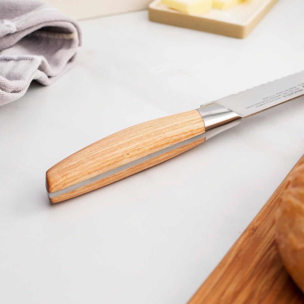 Statement 8-Inch Bread Knife, Razor-Sharp, German Engineered | Informed by 100+ Years of Mastery. Dishwasher Safe, Ideal for Homemade Bread, Thick Crusts, Breads, and Cakes
