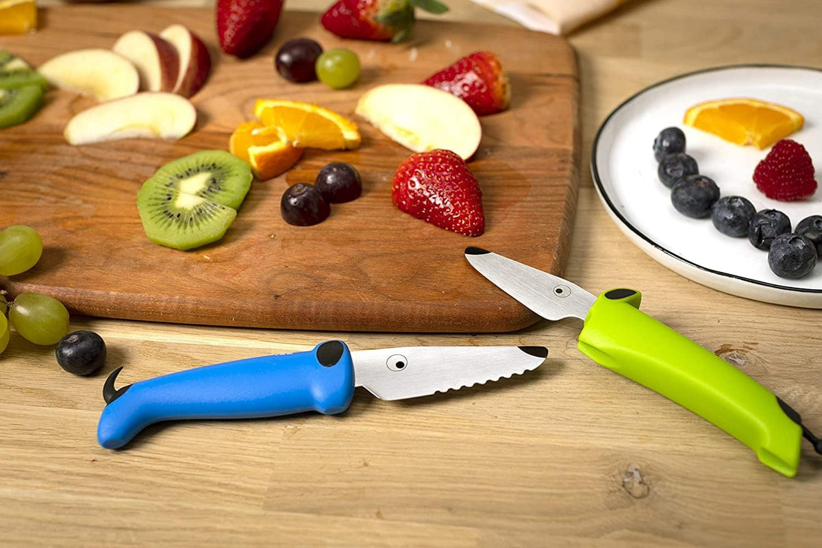 Kinderkitchen® Kids Chef Knife Set 6", 2 Pieces, Green/Blue | Straight Edge & Serrated Knife | Cutting Tool Made for Real Cooking | Child Friendly Dog Design With Hand Guard For Safety