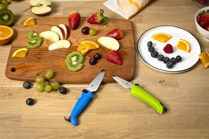 Kinderkitchen® Kids Chef Knife Set 6", 2 Pieces, Green/Blue | Straight Edge & Serrated Knife | Cutting Tool Made for Real Cooking | Child Friendly Dog Design With Hand Guard For Safety