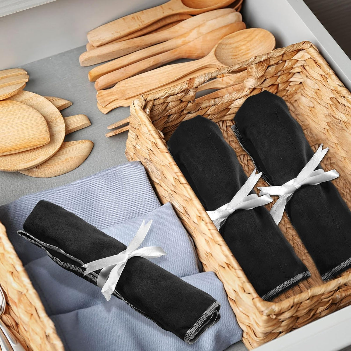 6 Pcs Anti Tarnish Silver Storage Bags Silver Storage Cloth Felt Flatware Organizer Anti Tarnish Protector Bags Place Setting Roll with White Ribbon for Kitchen Cutlery (12 Slots,Black)